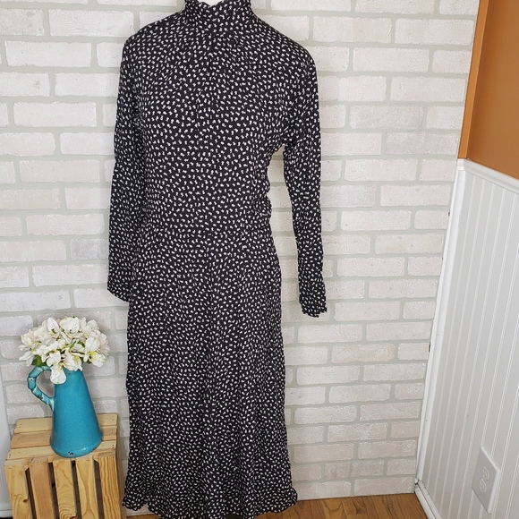 Vintage Dresses & Skirts - Vintage Michelle Stuart Black Floral Dress